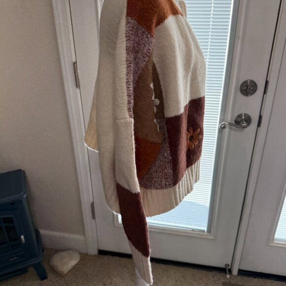 NWOT Luna Ivy Sweater SZ Small - Picture 4 of 7